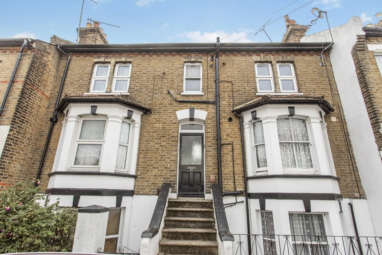 1 bed flat for sale — Queens Road, SOUTHEND-ON-SEA, Essex, SS1