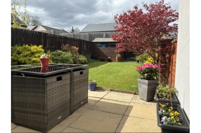 Greenhead Lane, Huddersfield, photo 2