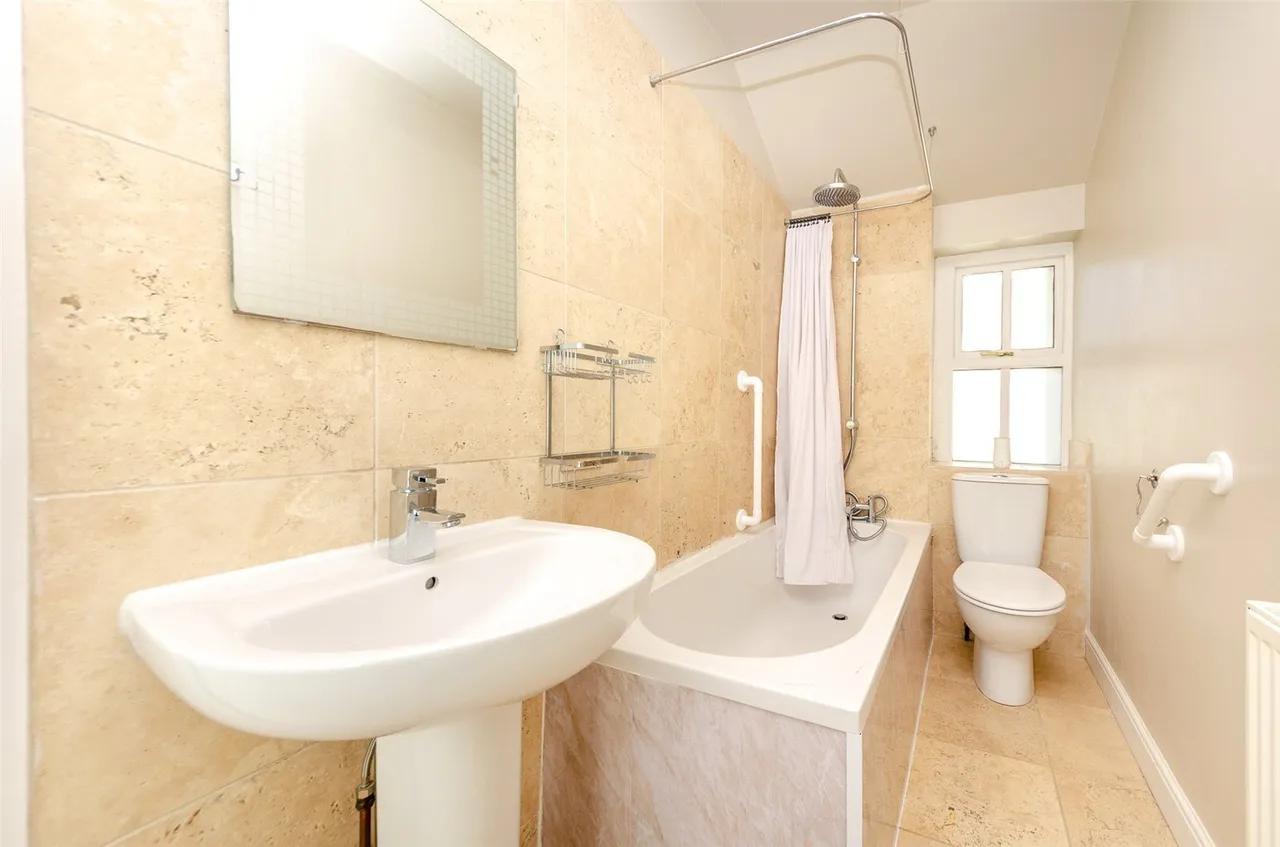 Conway Road, Penmaenmawr, LL34, photo 6