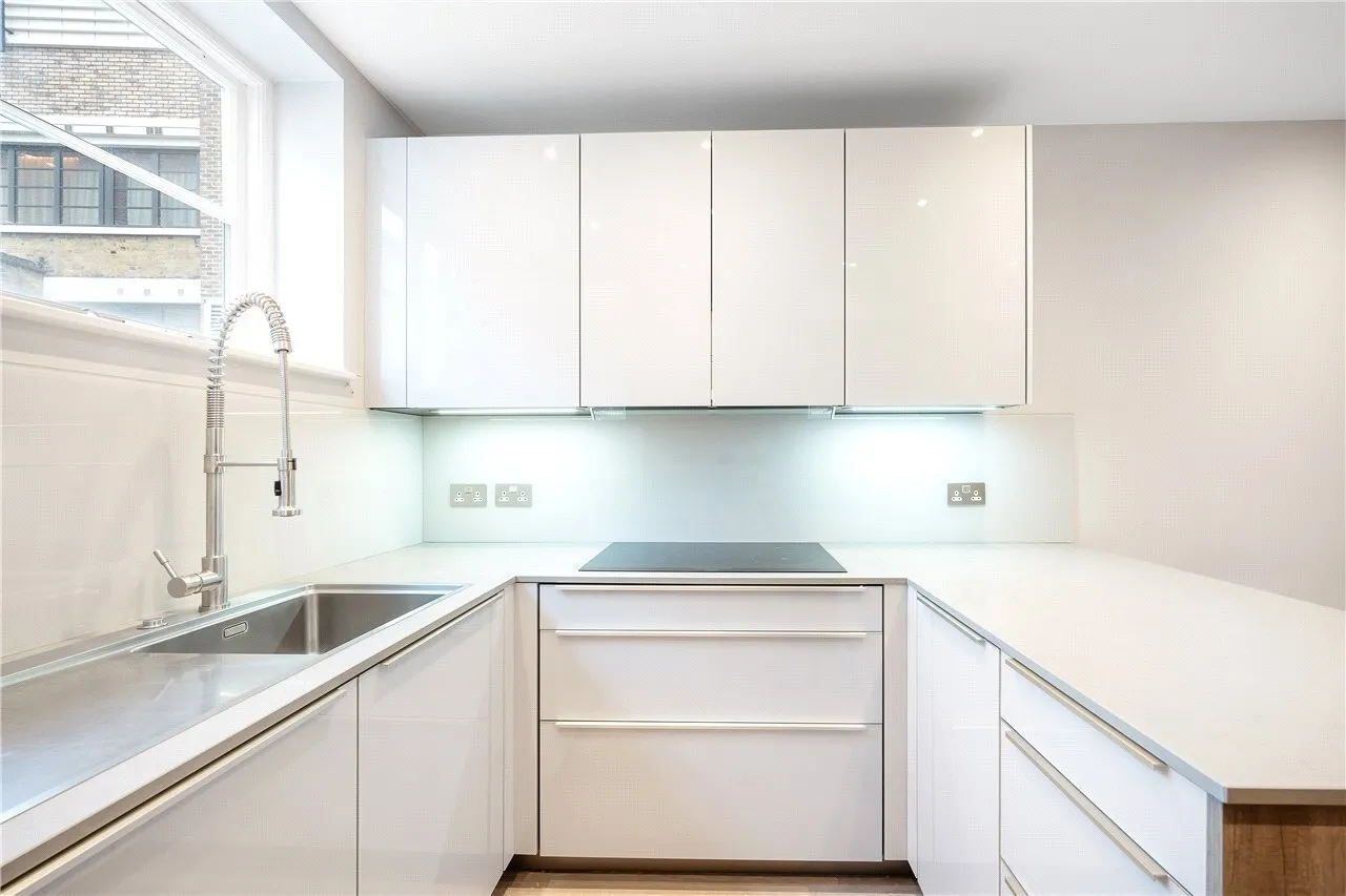 Abingdon Road, London, W8, photo 10