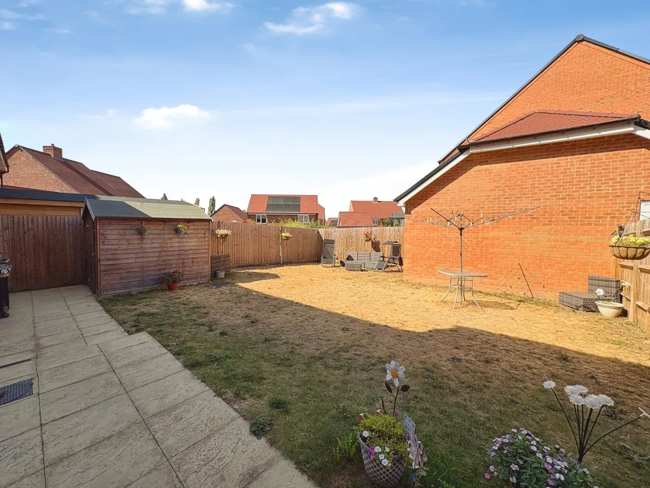 Barron Road, Tongham, Surrey, GU10 1GF, photo 4