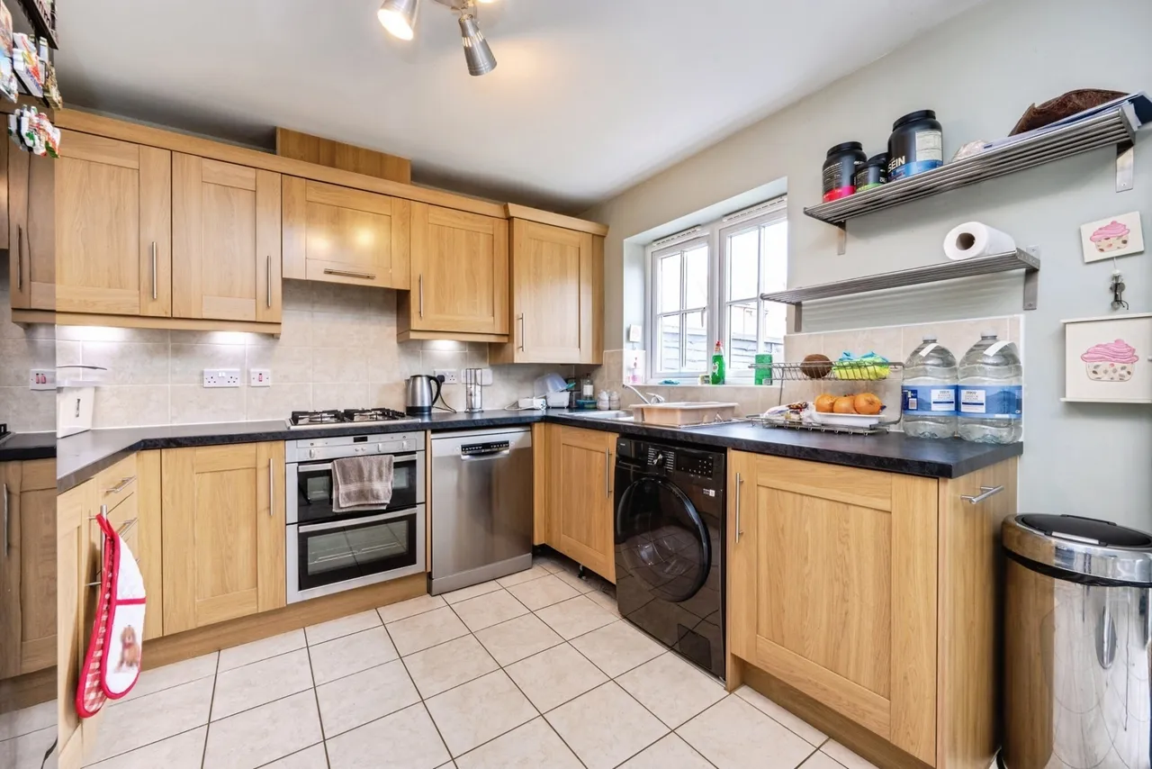 Woodpecker Gardens, Wixams, Bedford, Bedfordshire, MK42, photo 4