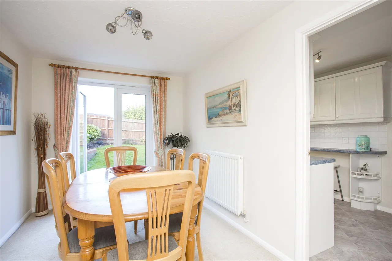 Blackmead, Riverhead, Sevenoaks, Kent, TN13 2QU, photo 6