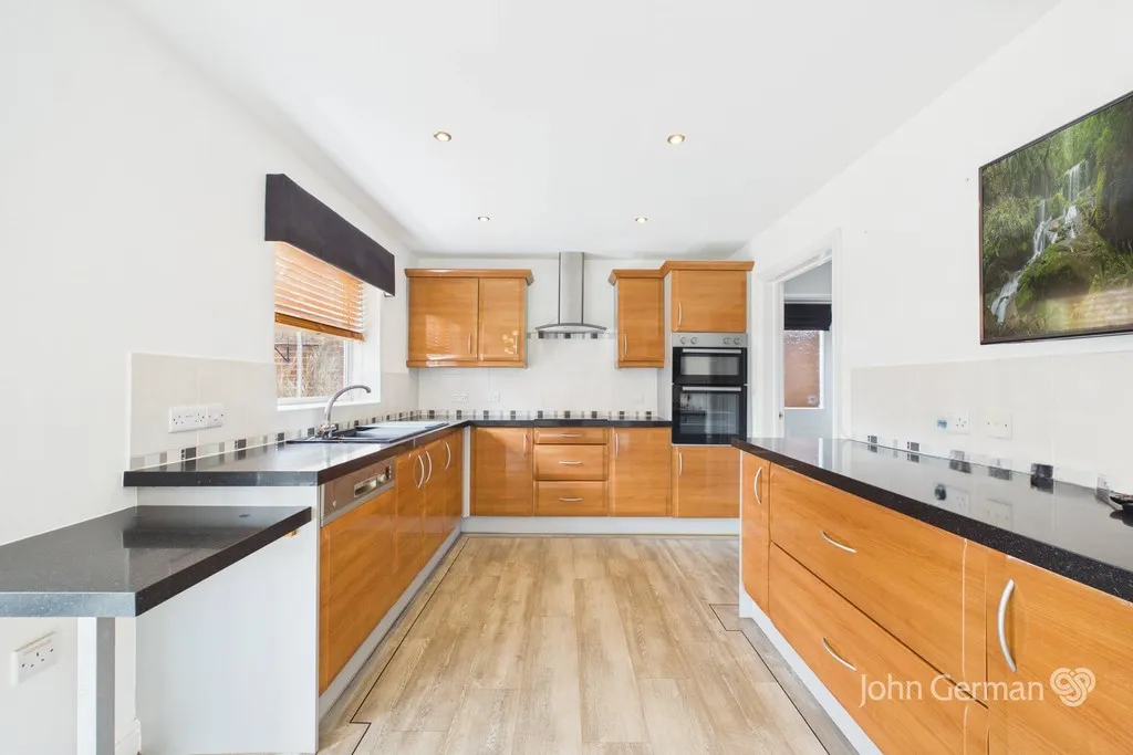 Ferncroft Walk, Chellaston, photo 5