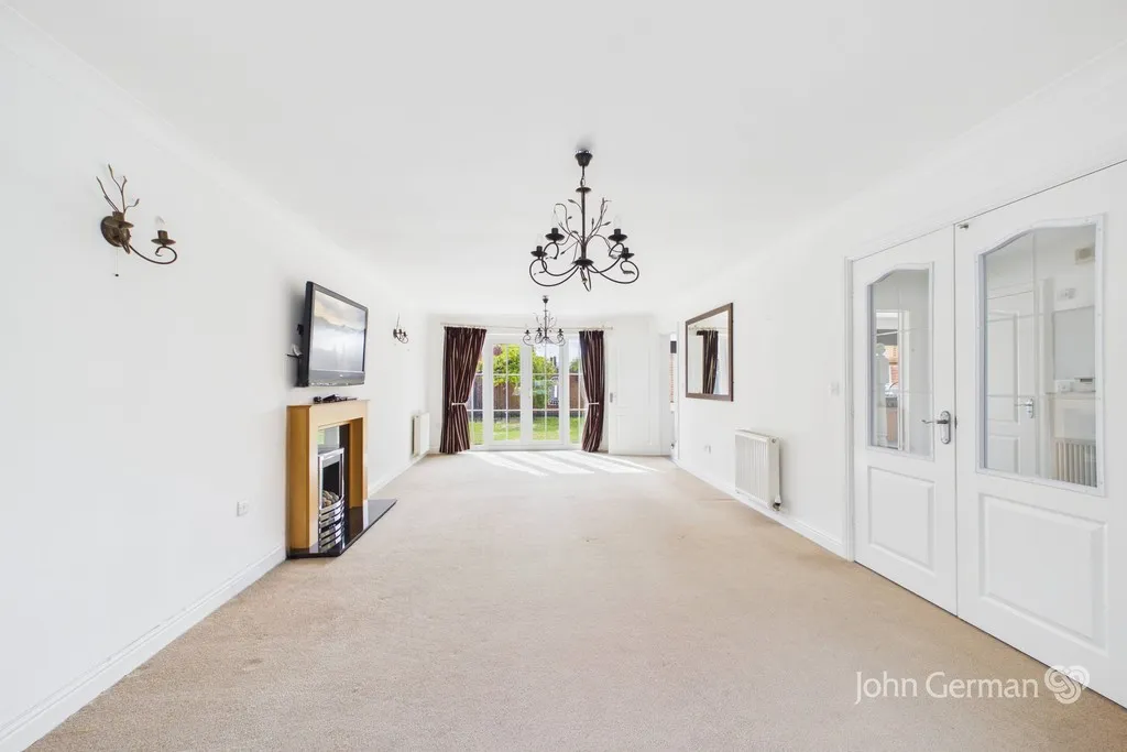 Ferncroft Walk, Chellaston, photo 3