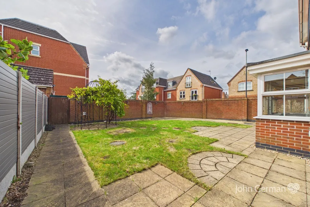 Ferncroft Walk, Chellaston, photo 19