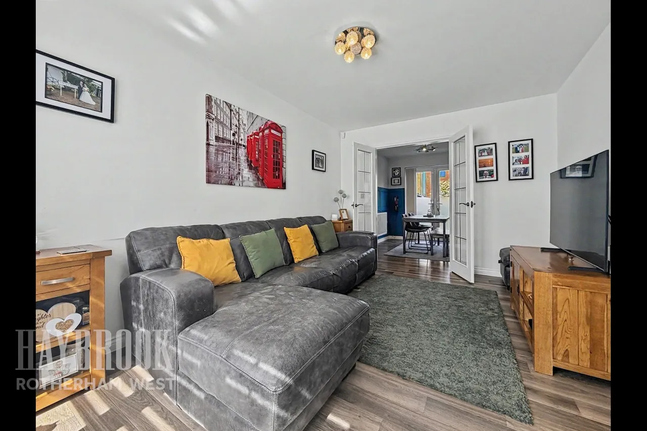 Hazelwood Way, Waverley, photo 3