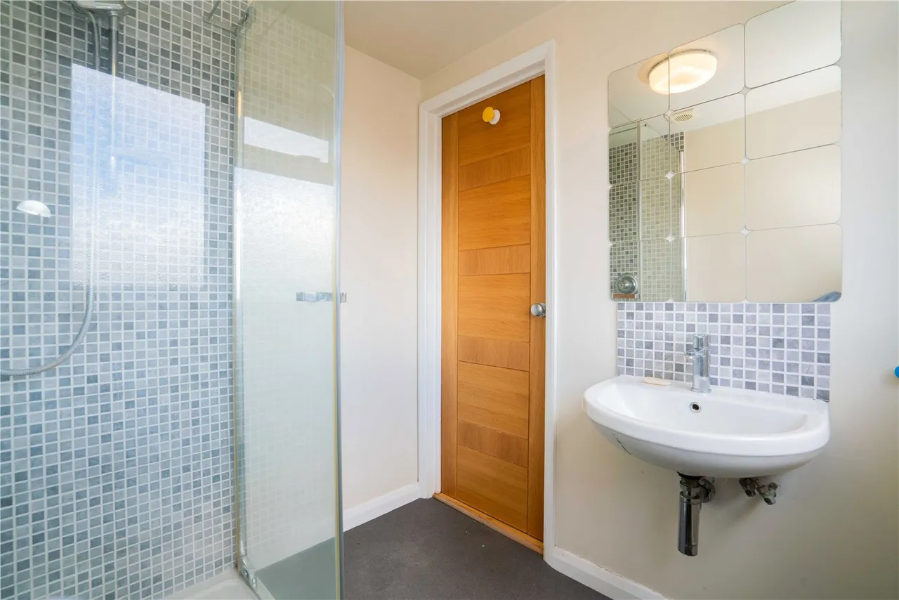 Talbot Road, Twickenham, TW2, photo 12