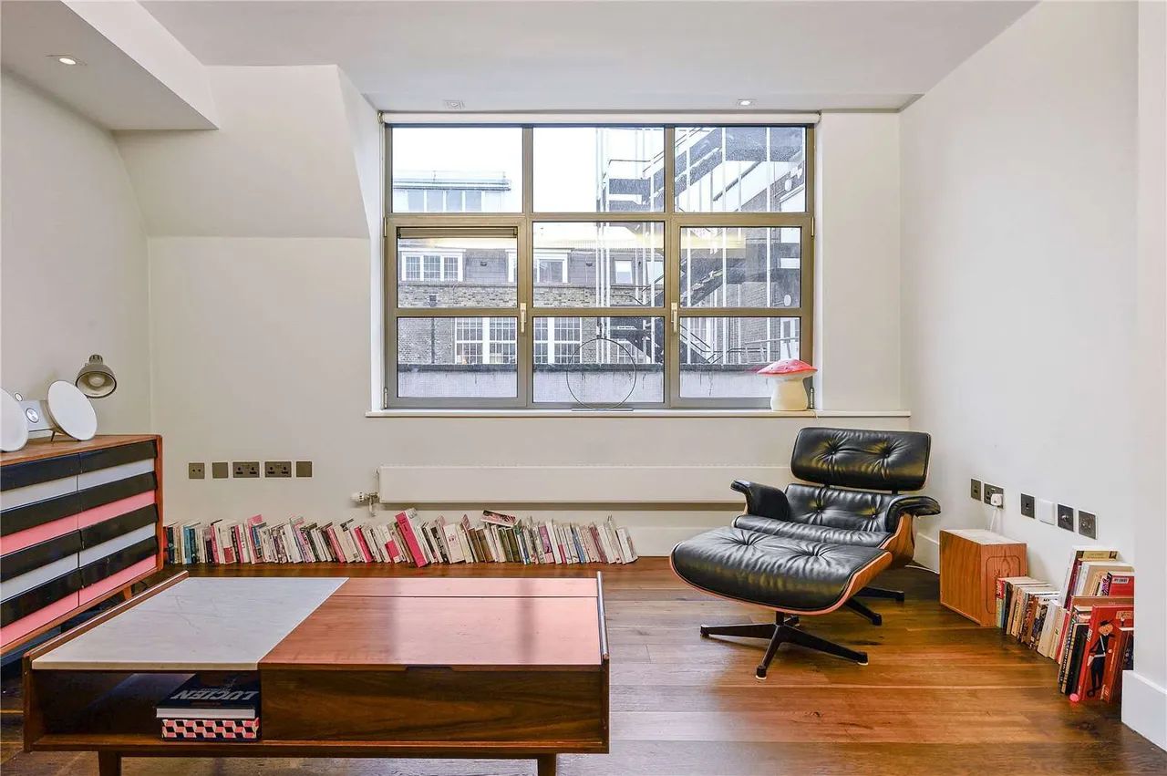 St. John's Place, London, EC1M, photo 12