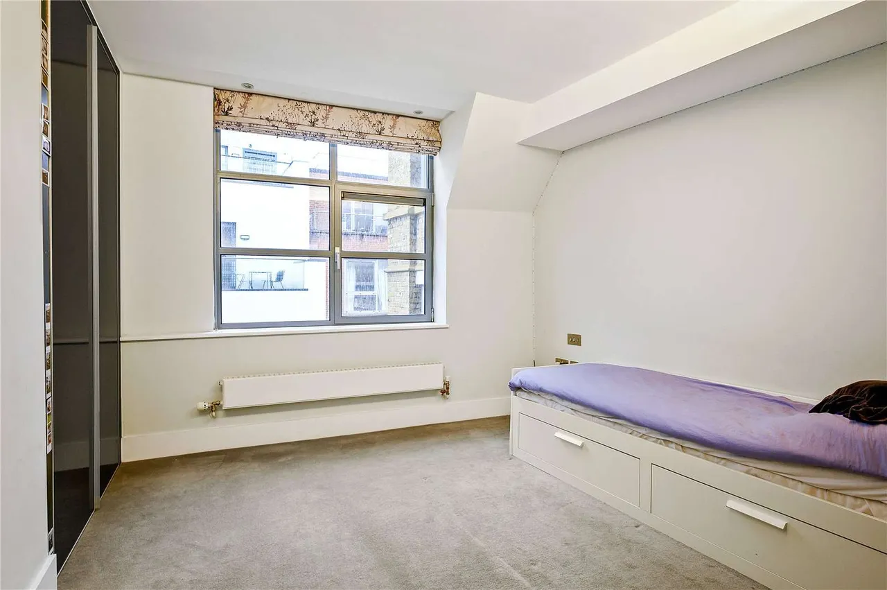 St. John's Place, London, EC1M, photo 7