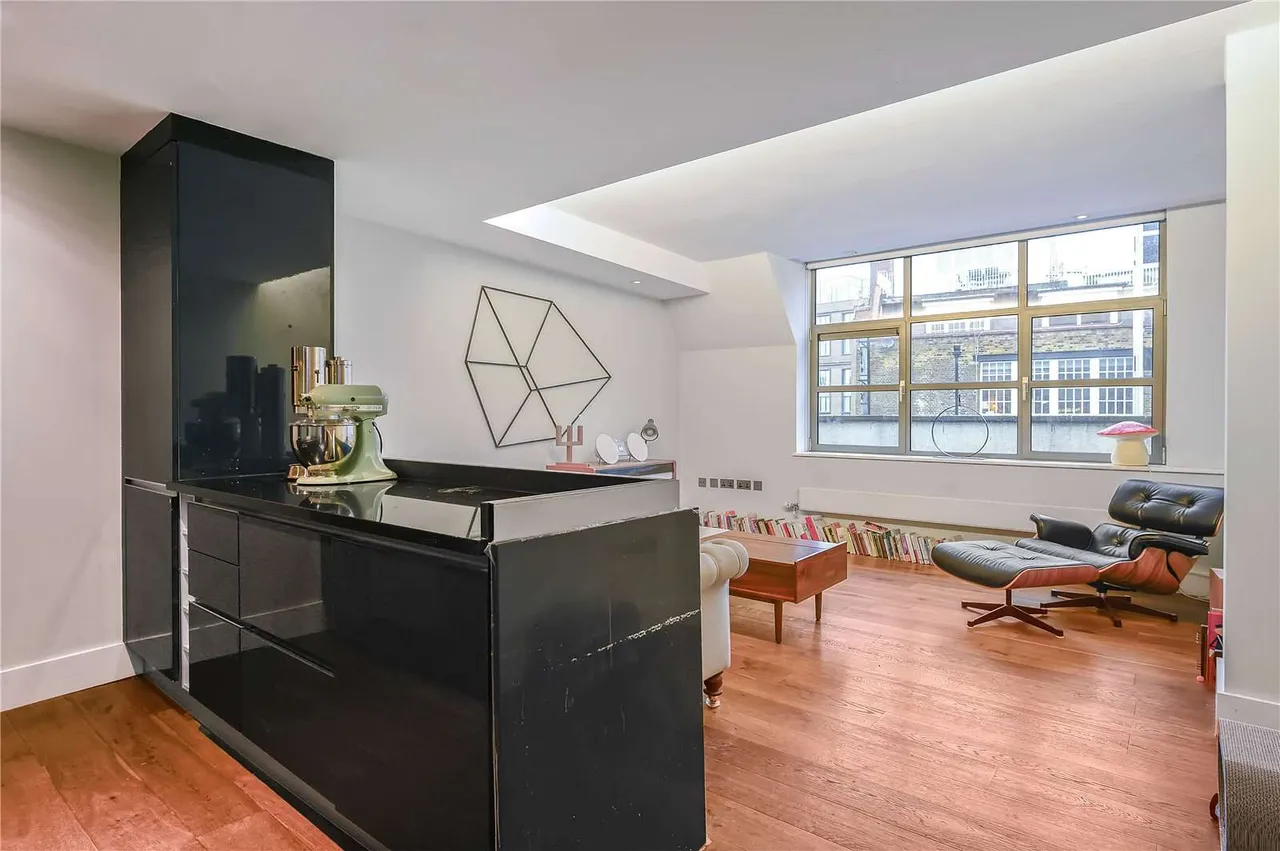 St. John's Place, London, EC1M, photo 14