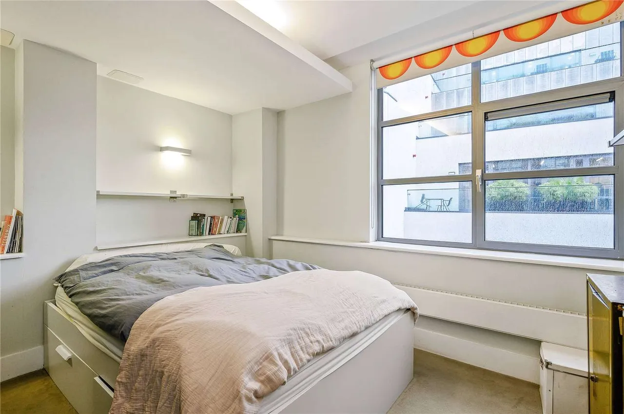 St. John's Place, London, EC1M, photo 5