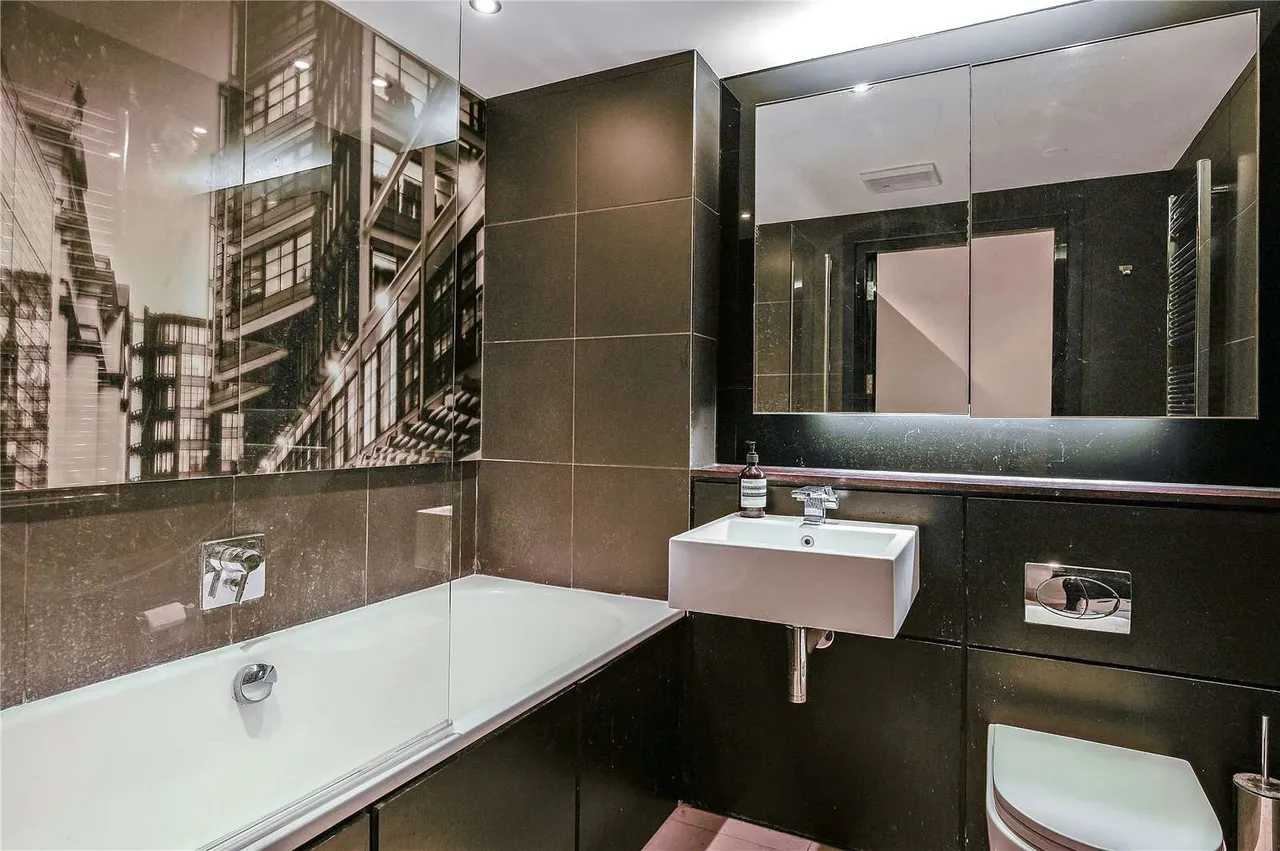 St. John's Place, London, EC1M, photo 11