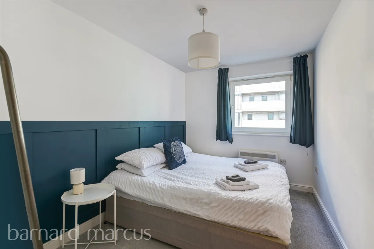 Station Approach, Epsom, KT19, photo 6