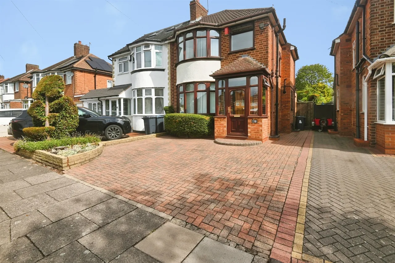 3 bed house for sale, Bucklands End Lane, Birmingham, B34