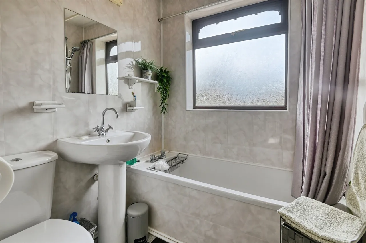 Bucklands End Lane, Birmingham, B34, photo 11