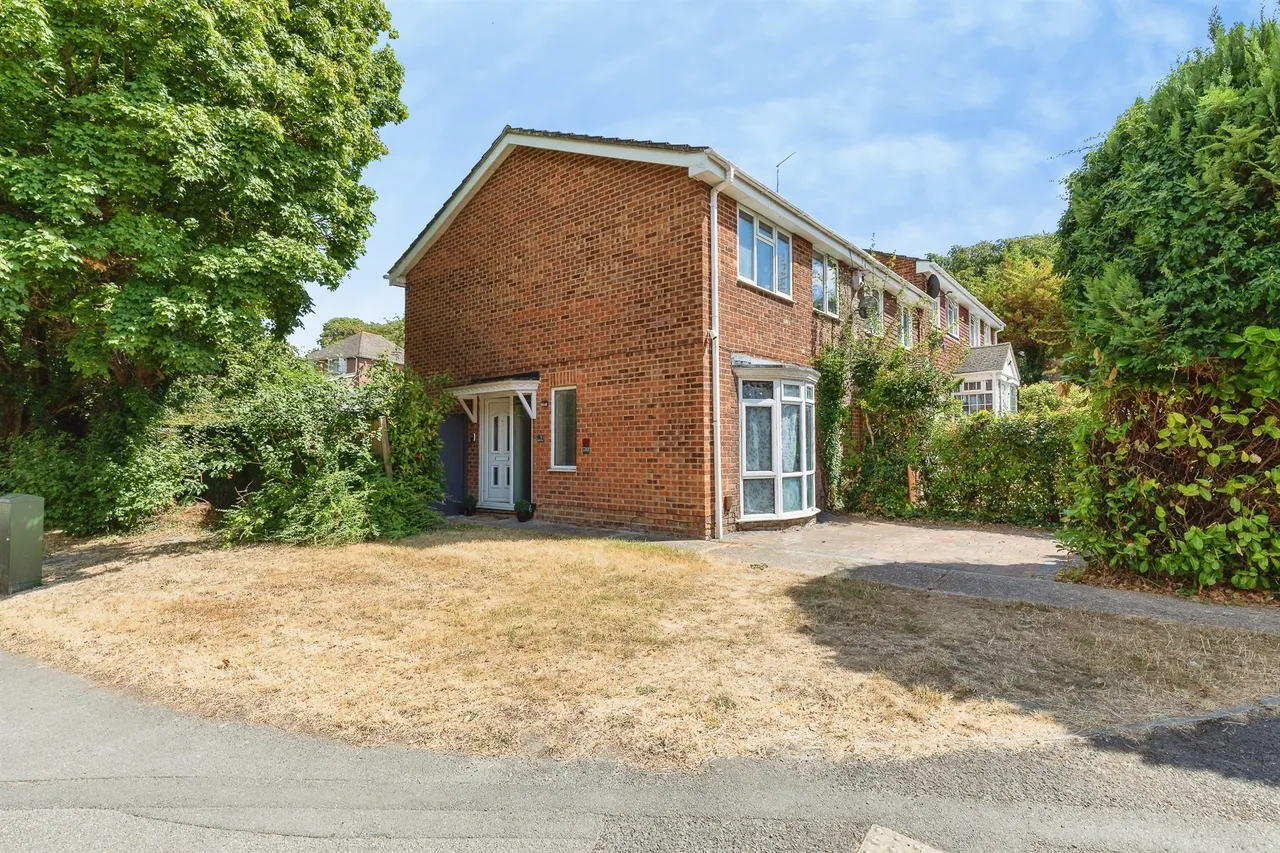 3 bed house for sale, Greenbank Close, Hempstead, ME7