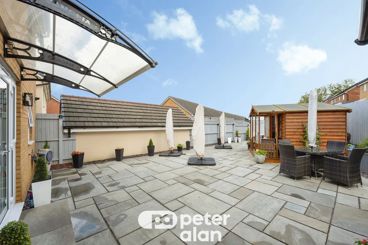 Hooper Way, Neath, SA11, photo 6
