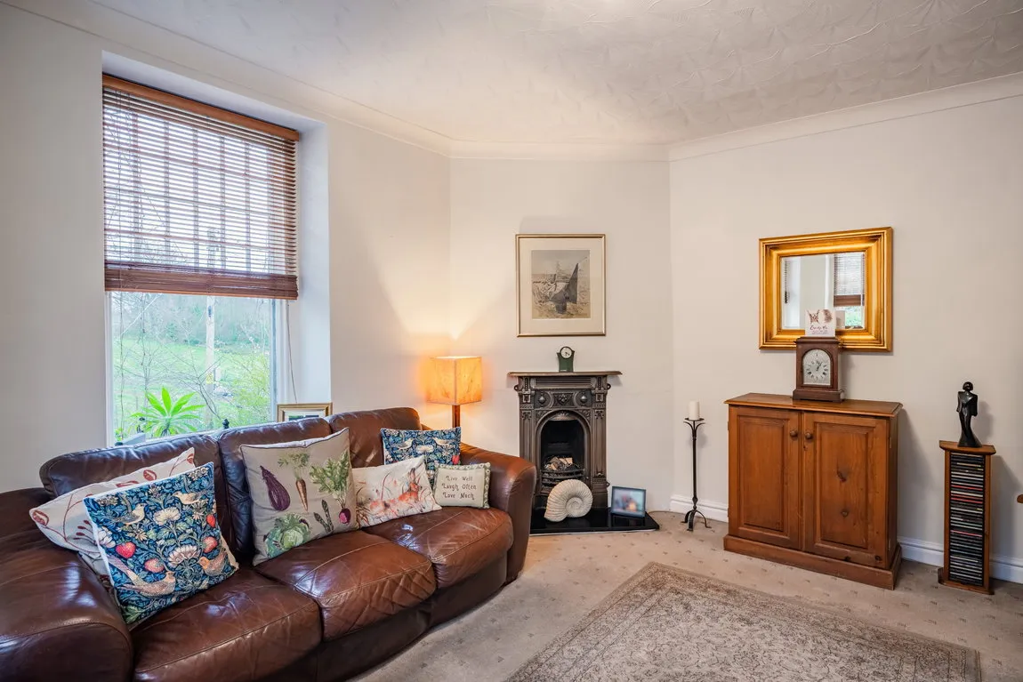 Ffordd Caergybi, Llanfairpwllgwyngyll, Isle of Anglesey, LL61 5YL, photo 4
