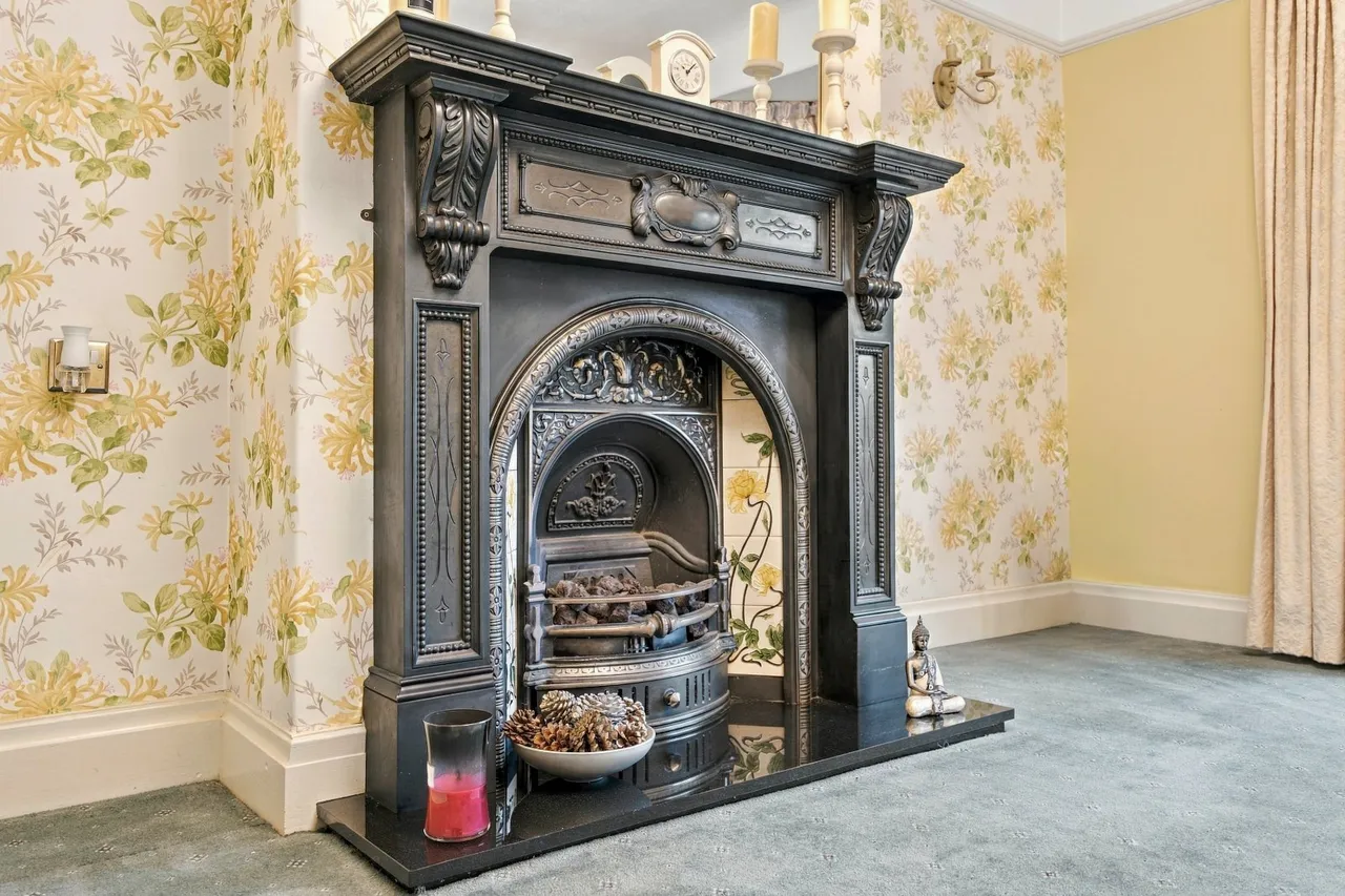 Northenden Road, Sale, M33, photo 4