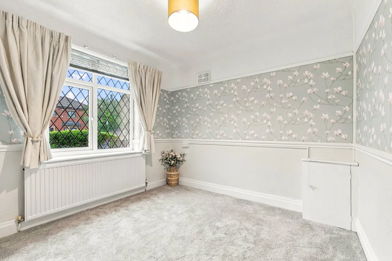 Northenden Road, Sale, M33, photo 10