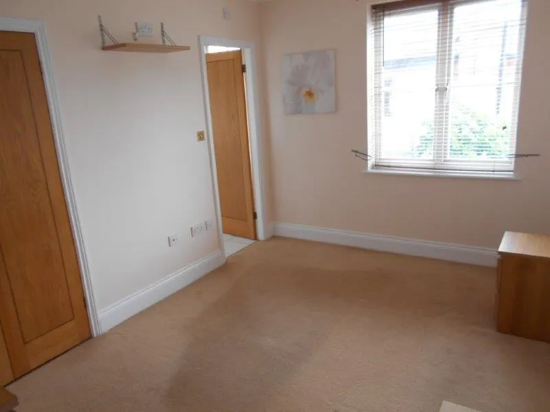 Caversham Place, Sutton Coldfield, B73, photo 3