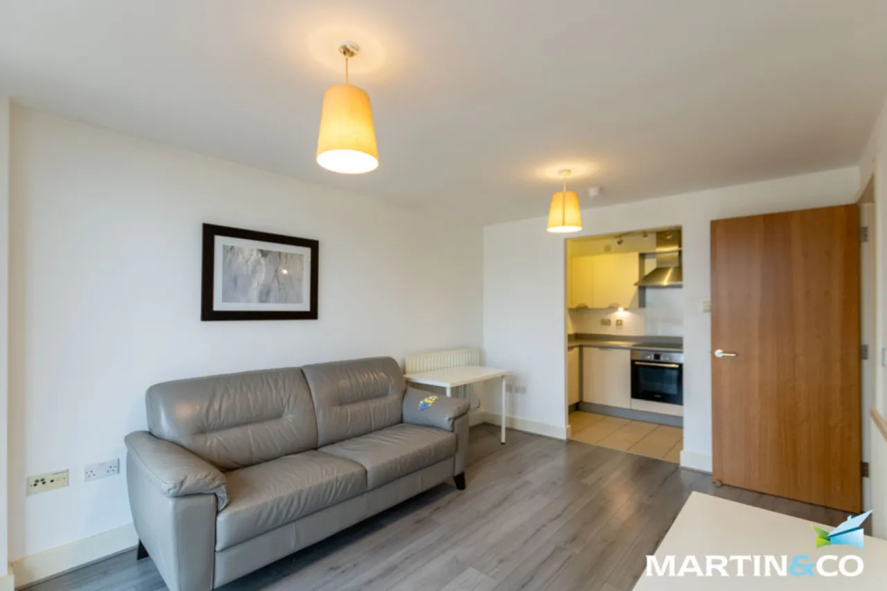 Mason Way, Park Central, B15, photo 5