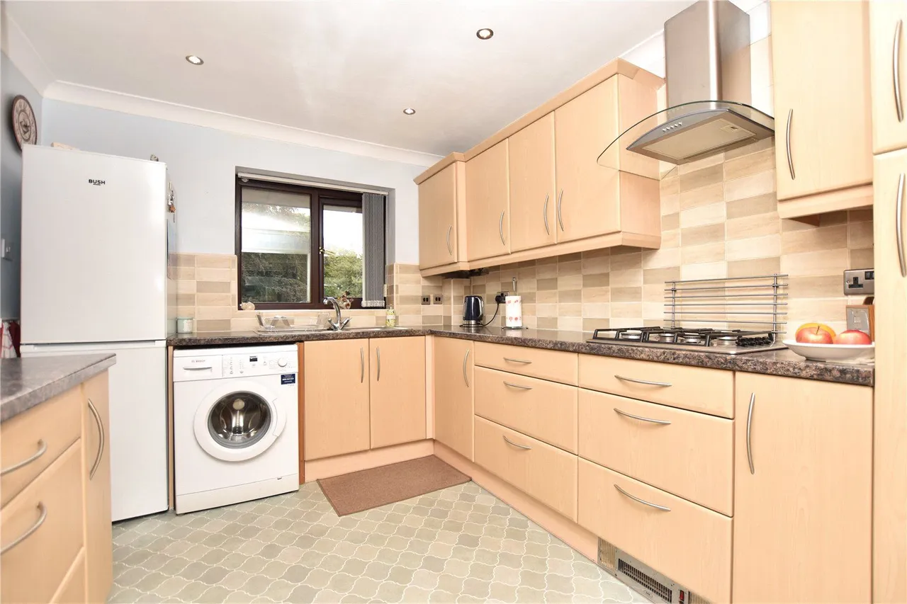 Bradford Road, East Ardsley, WF3, photo 3