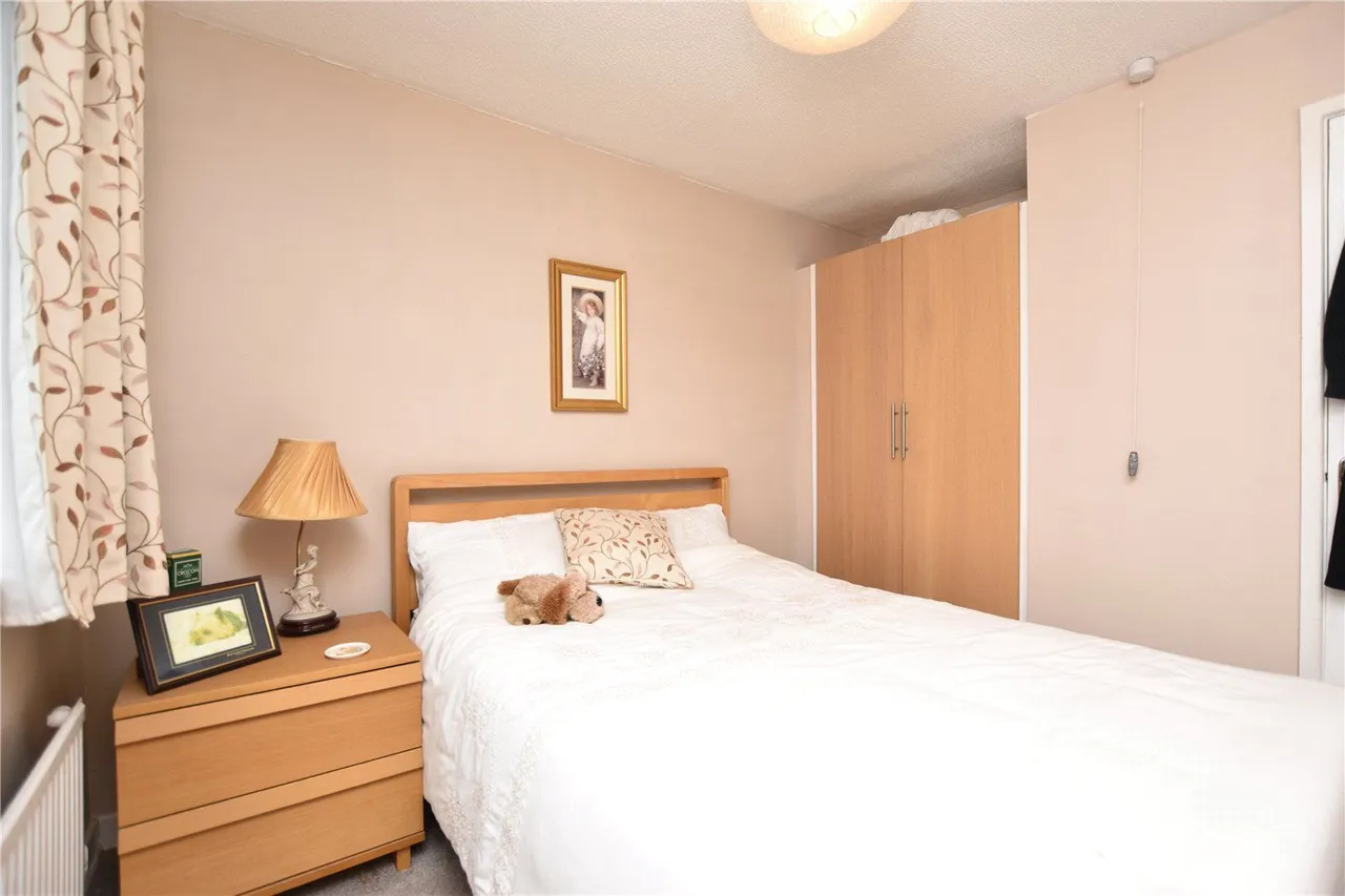 Bradford Road, East Ardsley, WF3, photo 17