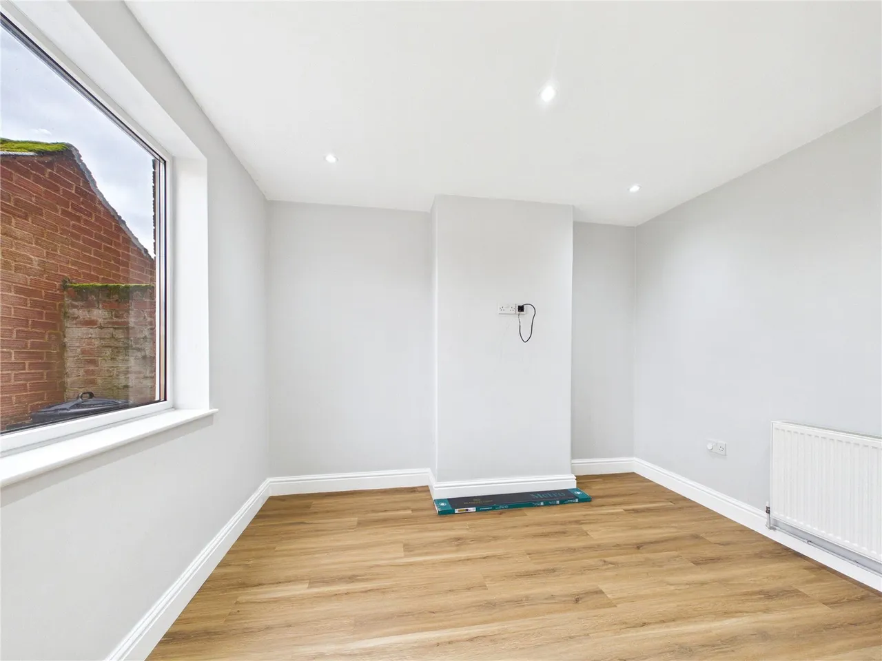 Clacton Road, Wix, CO11, photo 3