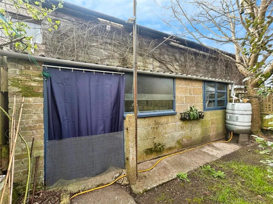 Yarborough Road, East Cowes, PO32, photo 11