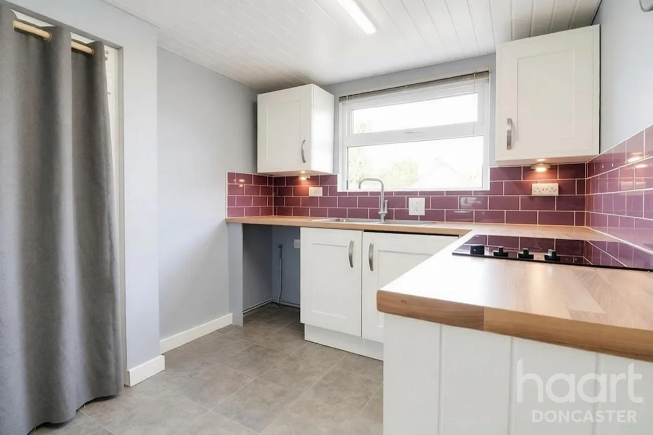 Peters Road, Edlington, DN12, photo 5
