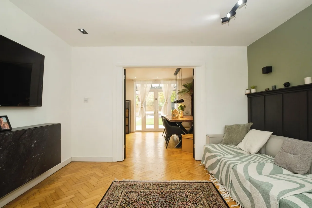 Coryton Close, South Glamorgan, CF14, photo 4
