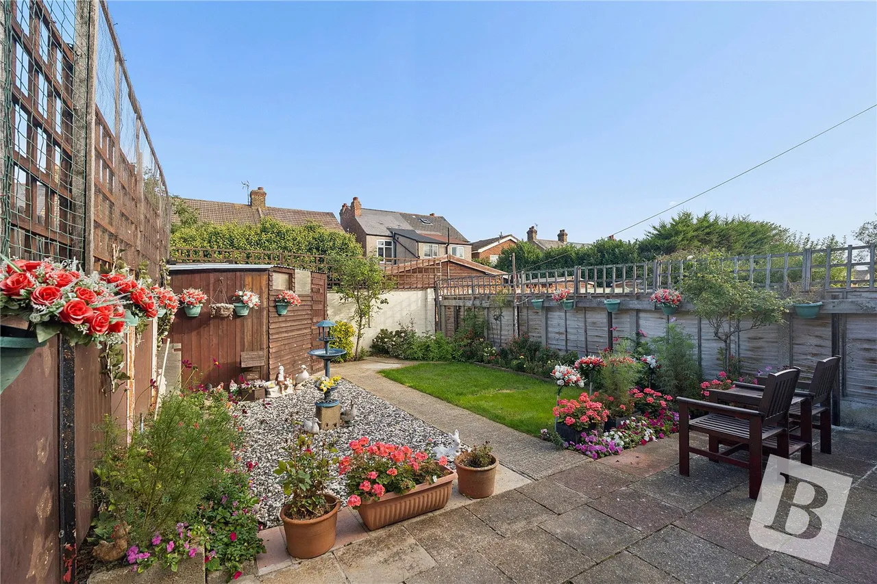 Birkbeck Road, Romford, RM7, photo 12