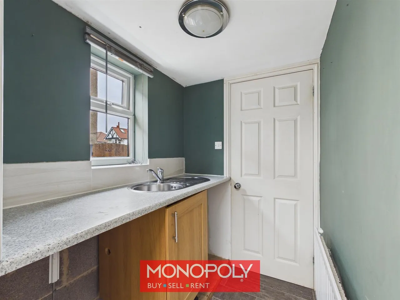 Kensington Avenue, Old Colwyn, LL29, photo 10