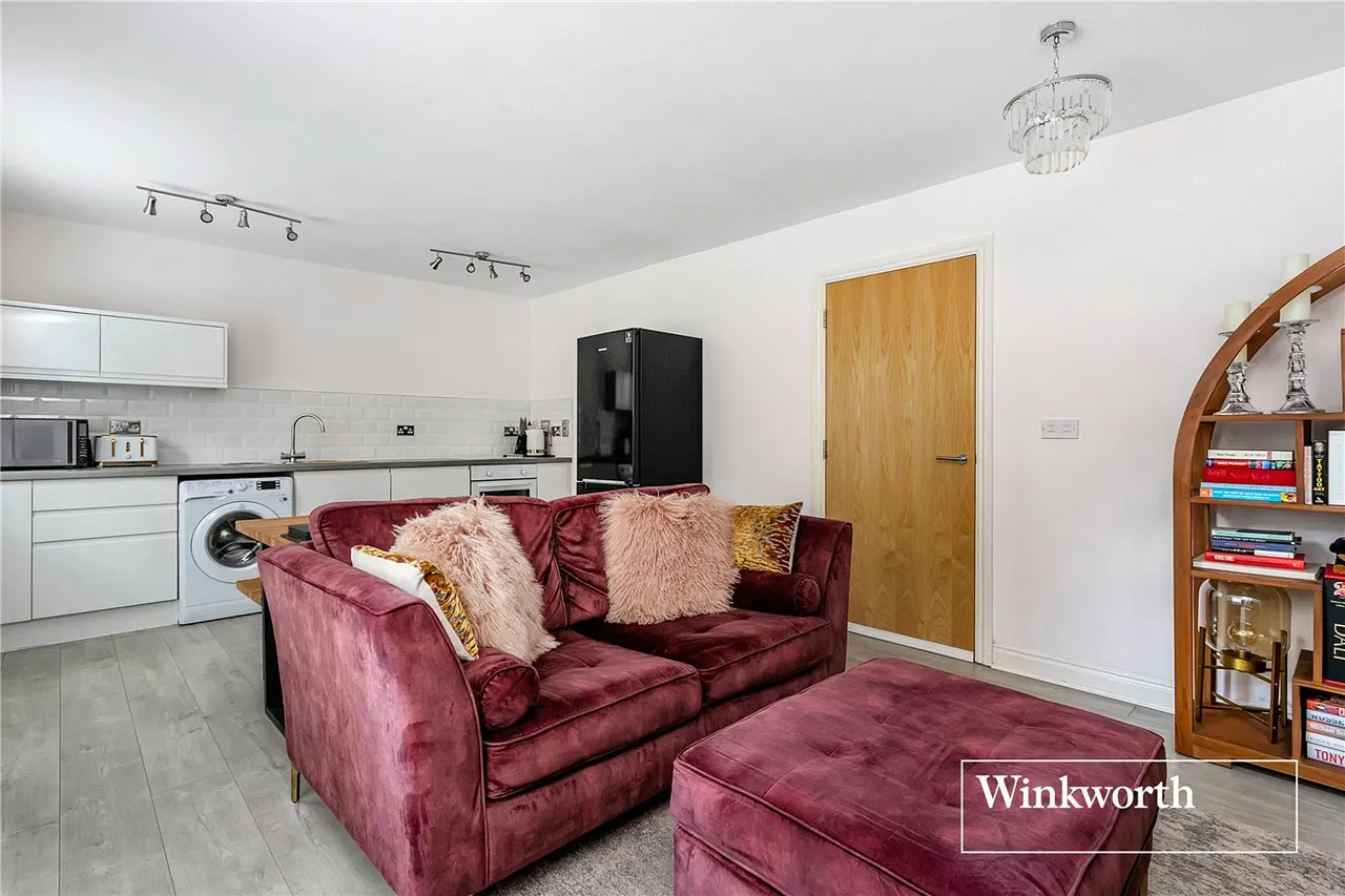 Constable Close, Friern Barnet, N11, photo 6