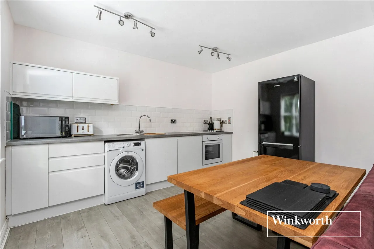 Constable Close, Friern Barnet, N11, photo 4