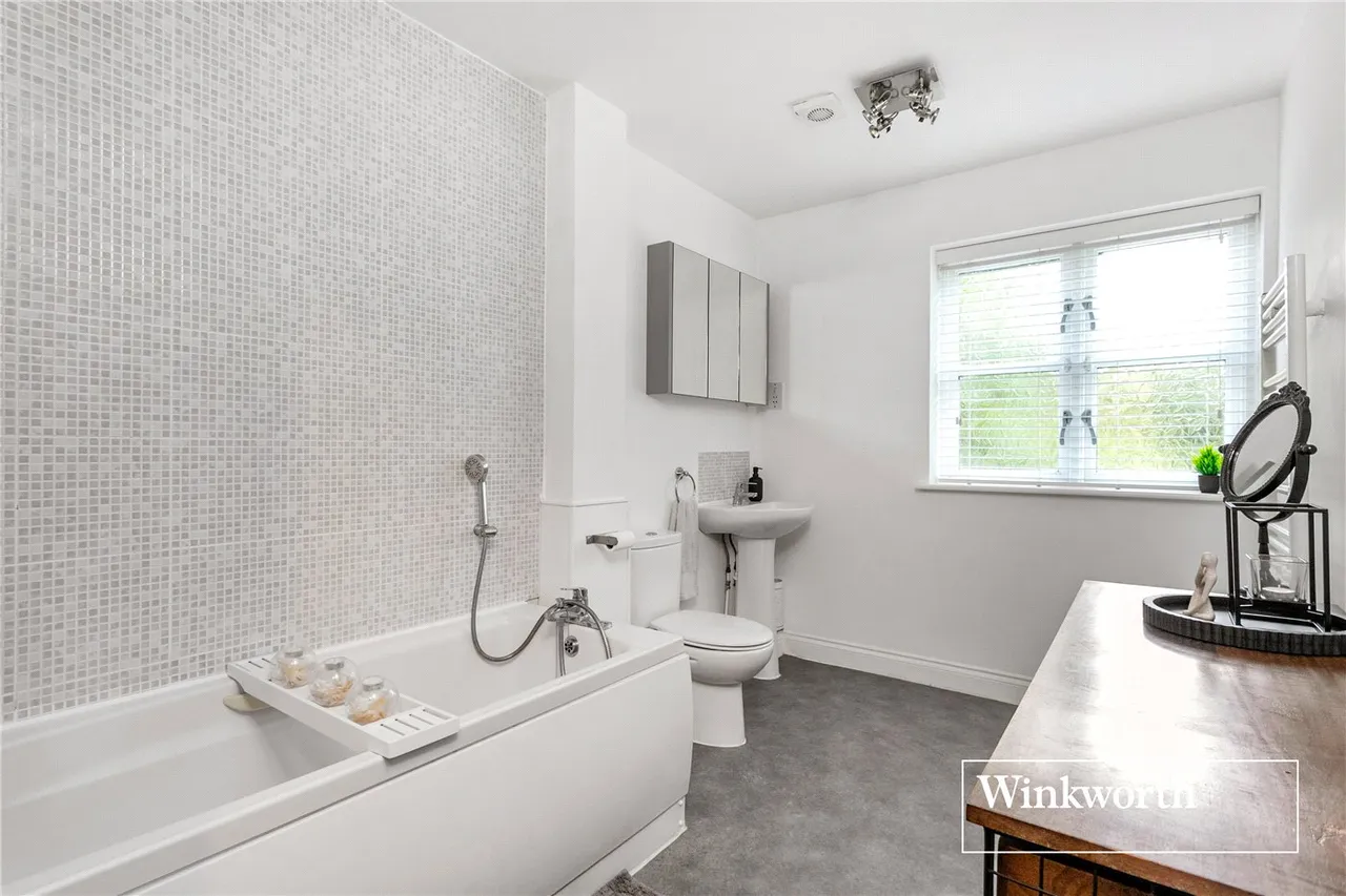 Constable Close, Friern Barnet, N11, photo 10