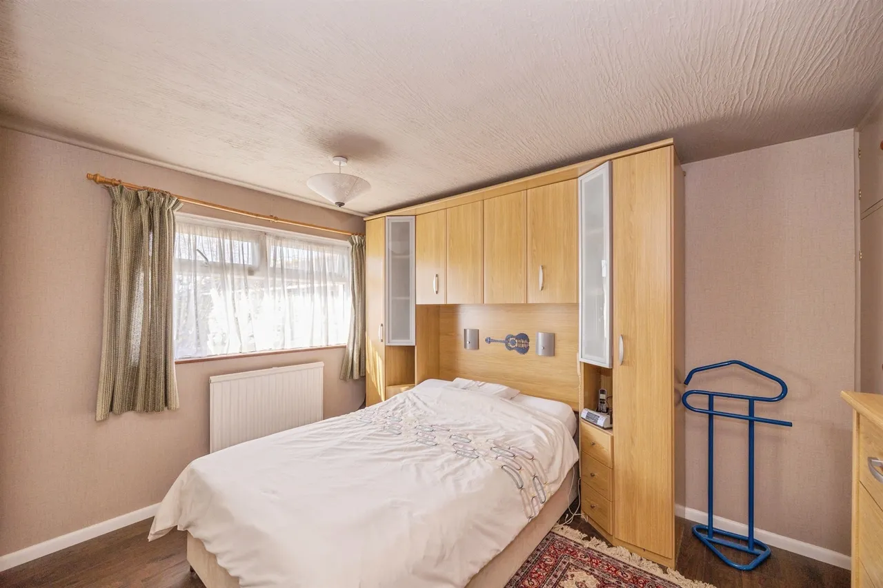 Seaway Crescent, Southsea, PO4, photo 14