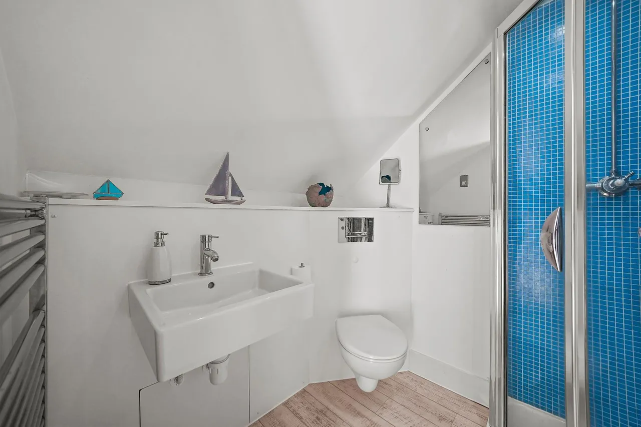 Devon Road, Salcombe, TQ8, photo 17