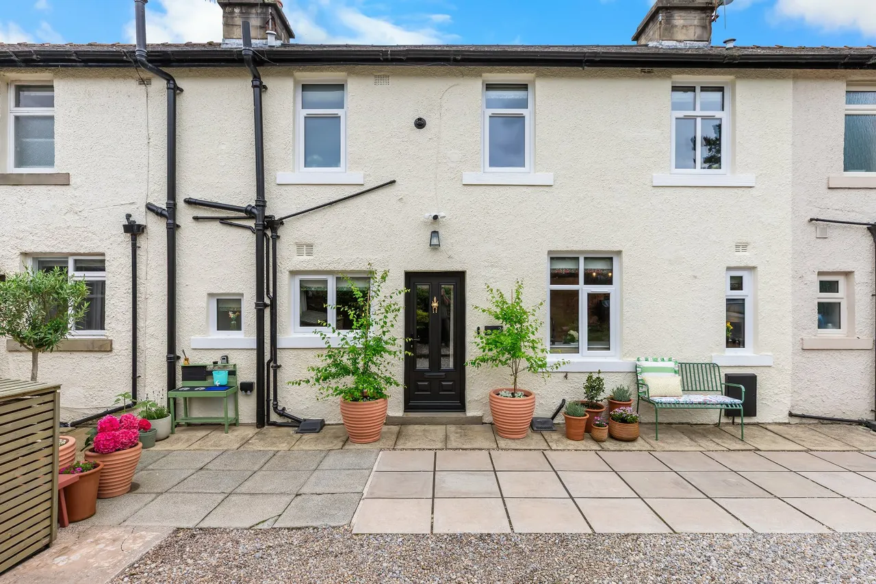 Fence End Avenue, Thornton in Craven, BD23, photo 25