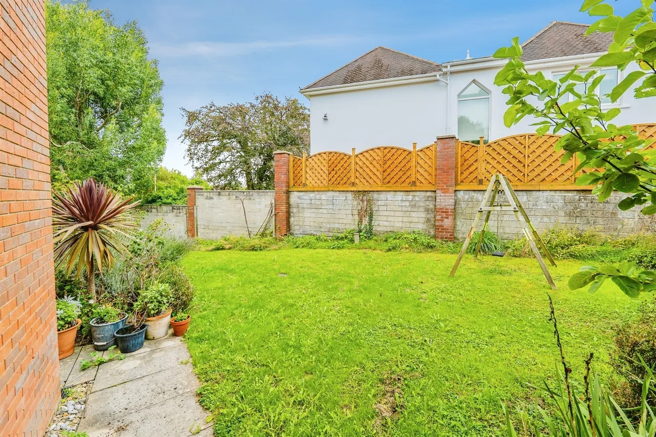 Leckwith Drive, Bridgend, CF31, photo 25