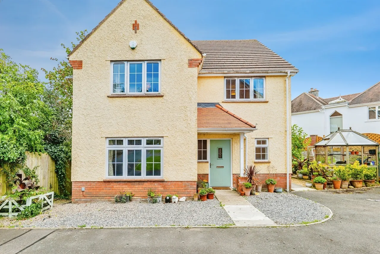 4 bed house for sale, Leckwith Drive, Bridgend, CF31