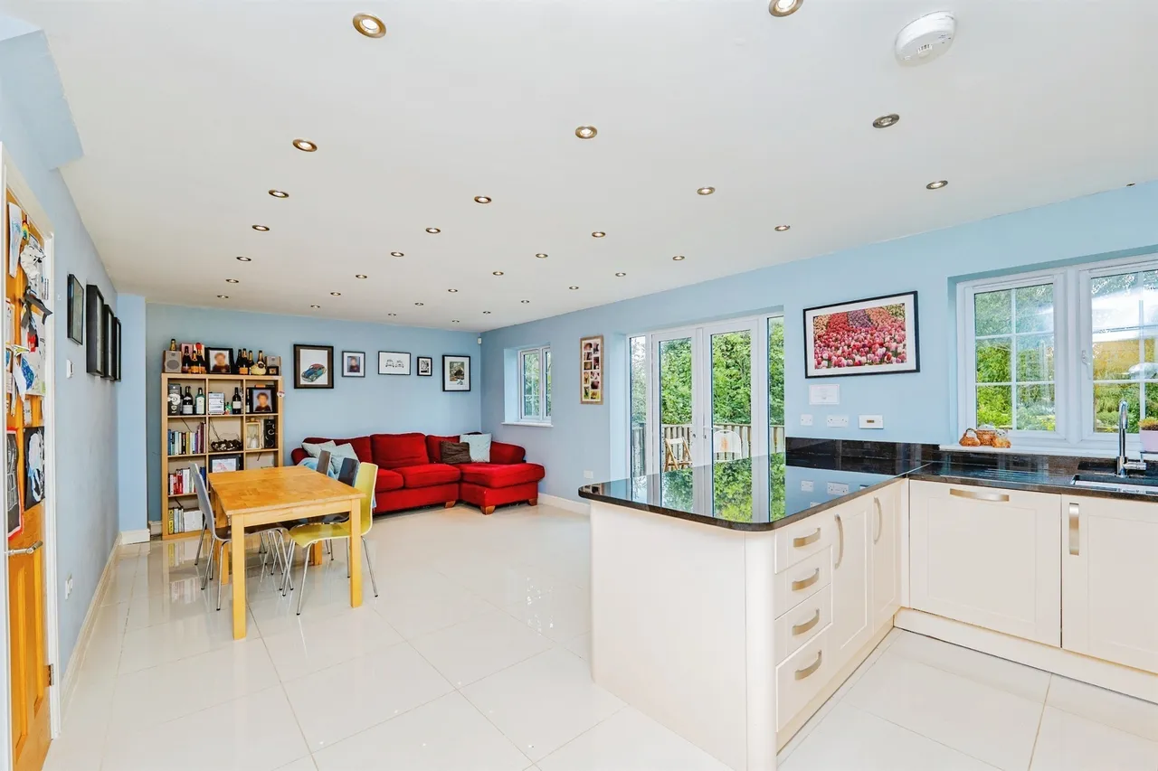 Leckwith Drive, Bridgend, CF31, photo 5
