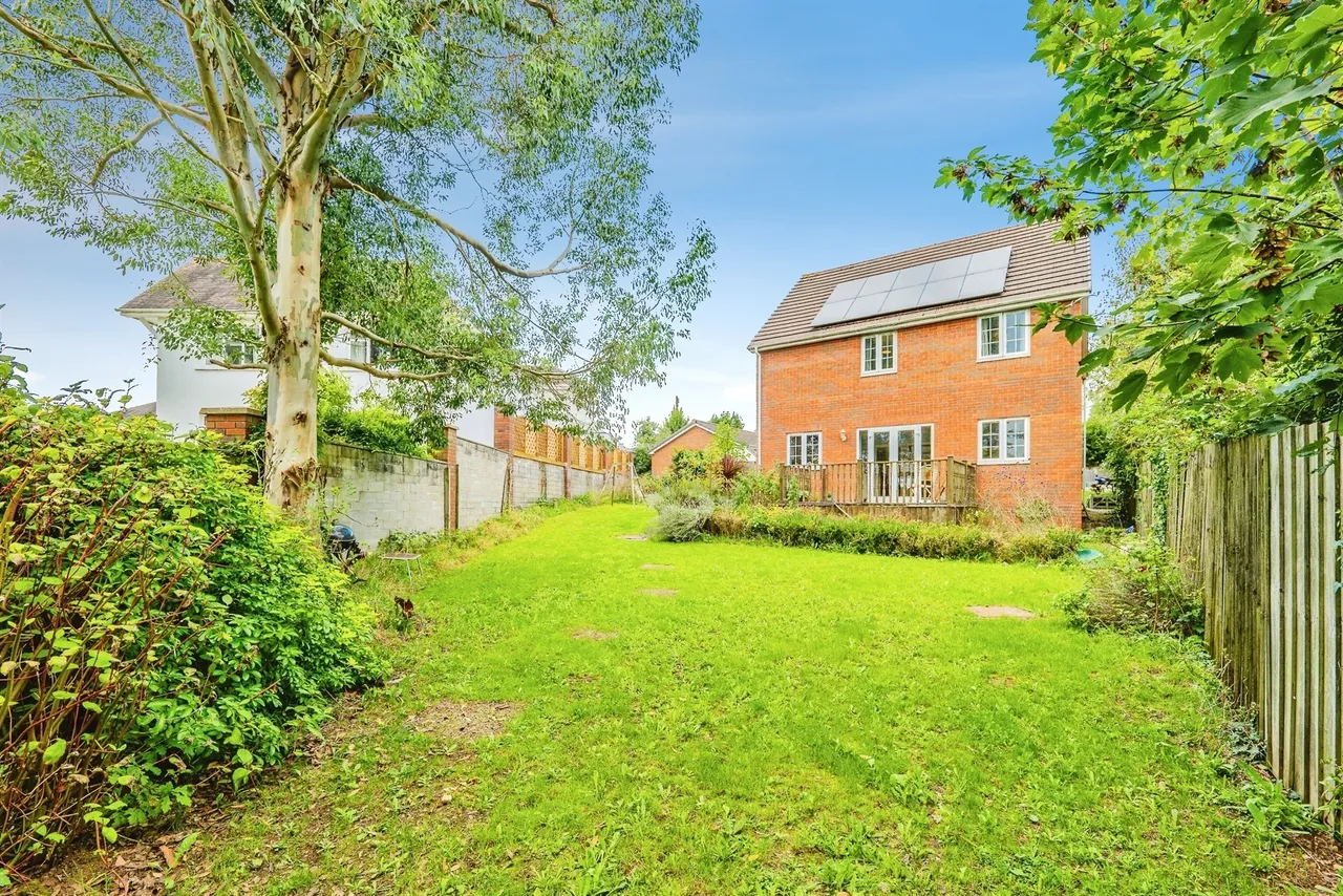 Leckwith Drive, Bridgend, CF31, photo 2