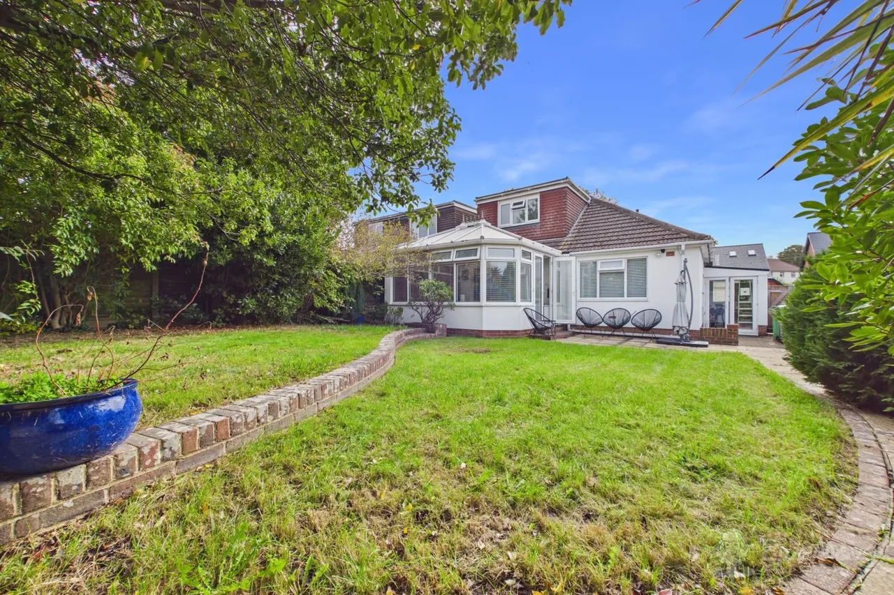 Cheriton Court Road, Folkestone, CT20, photo 2