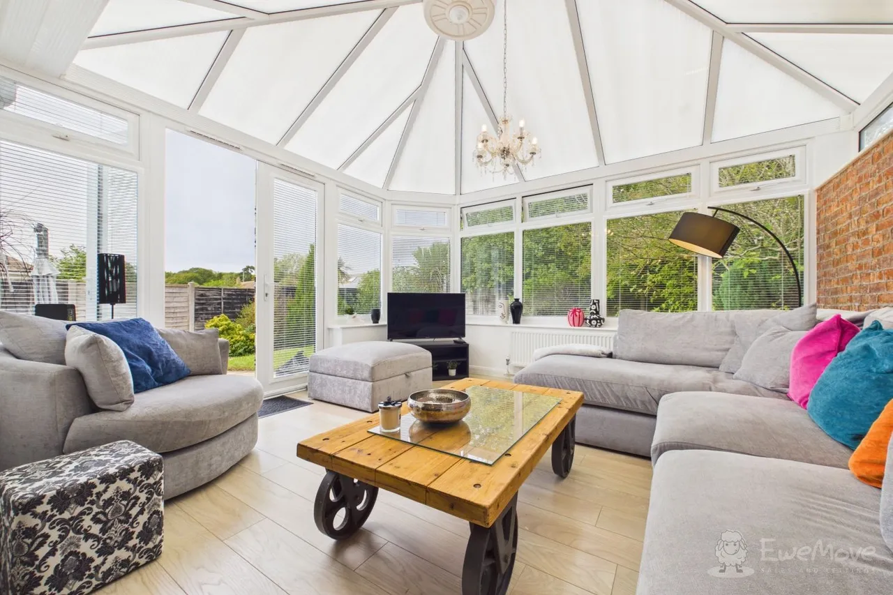 Cheriton Court Road, Folkestone, CT20, photo 4