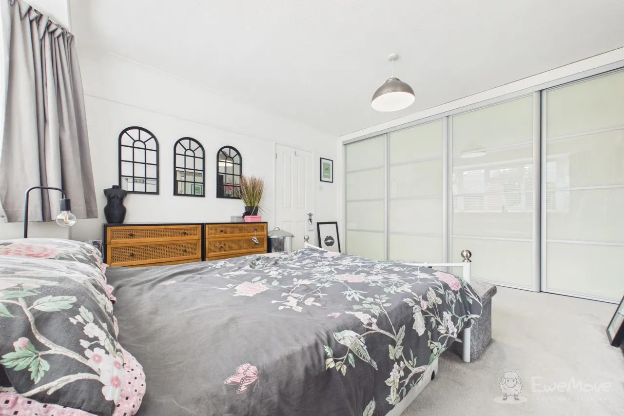Cheriton Court Road, Folkestone, CT20, photo 13