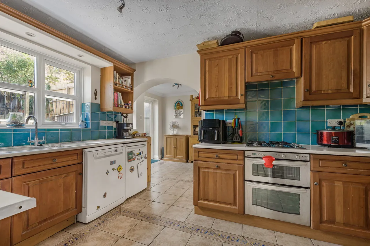 Fitzhardinge Way, Berkeley, GL13, photo 5