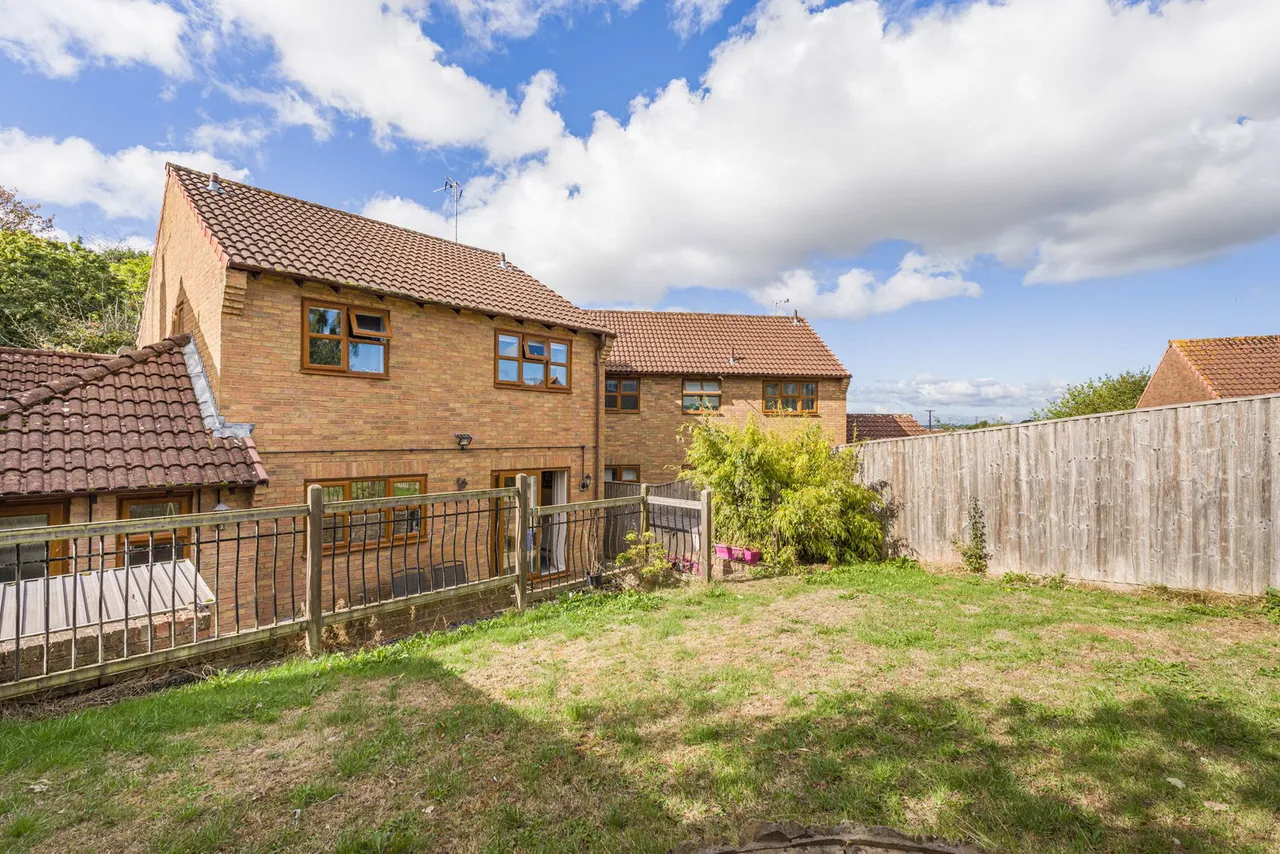 Fitzhardinge Way, Berkeley, GL13, photo 14